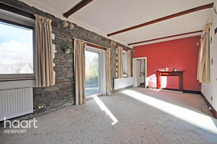 4 Bedroom Detached House For Sale In Rhiwderin, Newport, NP10