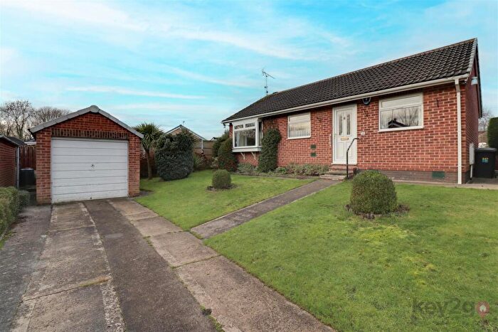 2 Bedroom Detached Bungalow For Sale In Blackdown Avenue, Waterthorpe, Sheffield, S20