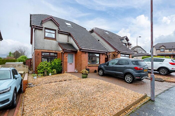 3 Bedroom Property For Sale In Weymouth Crescent, Gourock, PA19