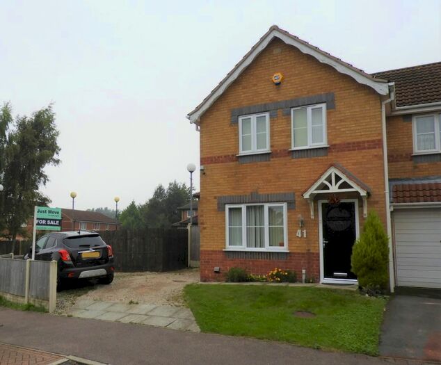 3 Bedroom Semi-Detached House To Rent In Acorn View, Kirkby In Ashfield, Nottinghamshire, NG17