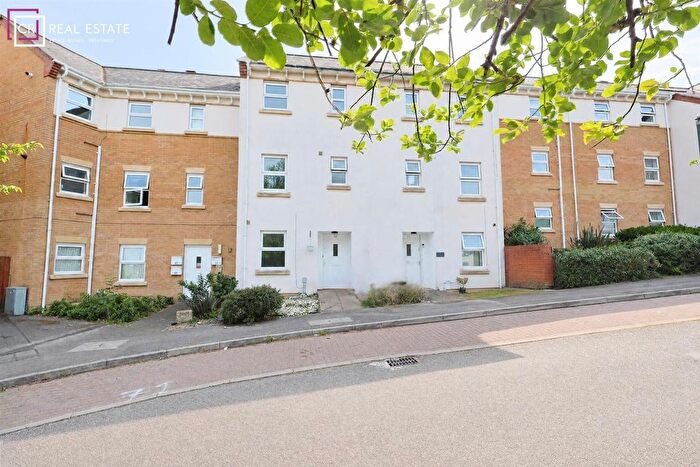 4 Bedroom Property To Rent In Diana Road, Chatham, ME4