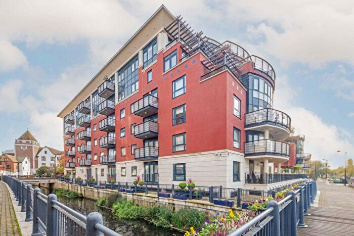 2 Bedroom Flat To Rent In Wadbrook Street, Kingston Upon Thames, KT1