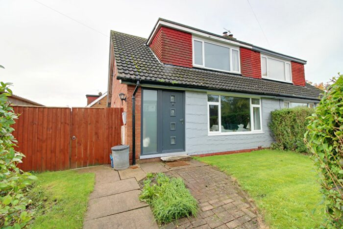 2 Bedroom Semi-Detached House For Sale In Mayflower Close, South Killingholme, Immingham, DN40