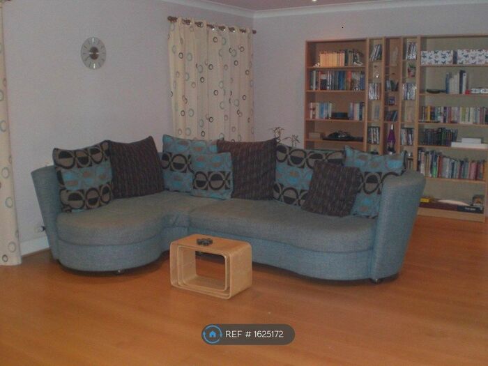 2 Bedroom Flat To Rent In Longworth Avenue, Chesterton, Cambridge, CB4