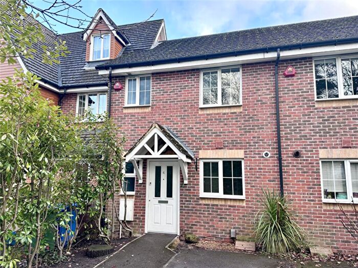 2 Bedroom Terraced House For Sale In Guillemont Fields, Farnborough, Hampshire, GU14