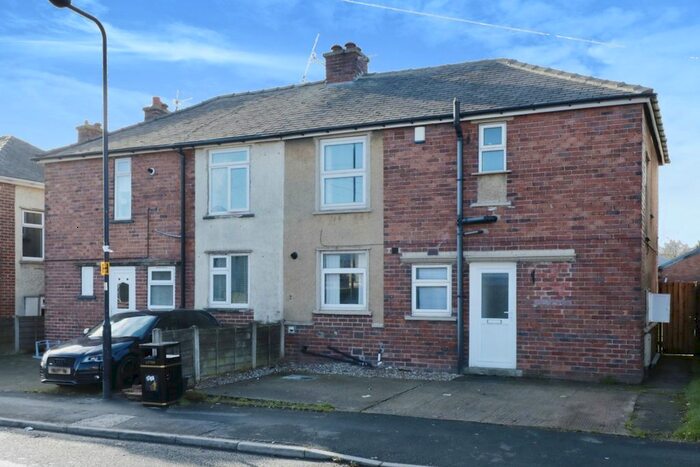 3 Bedroom Semi-Detached House To Rent In Addison Square, Dinnington, Sheffield, South Yorkshire, S25