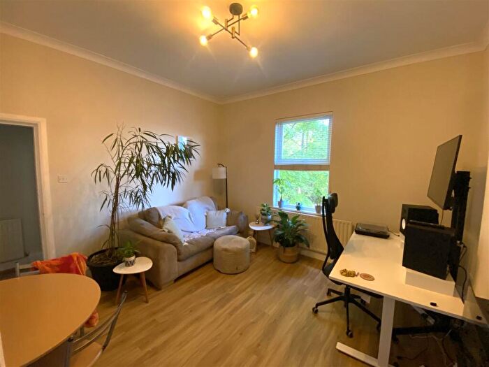 1 Bedroom Flat To Rent In Hastings Avenue, , Chorlton, Manchester, M21