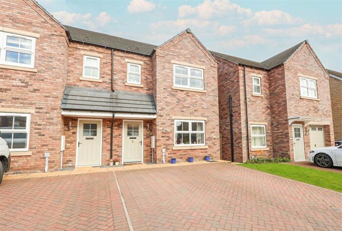 3 Bedroom Semi-Detached House For Sale In Regency Place, West Tanfield, HG4