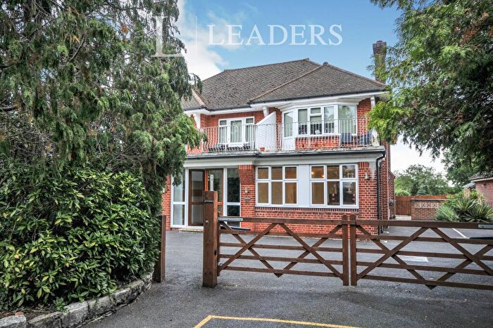 2 Bedroom Flat To Rent In Joydens, Baston Road, BR2