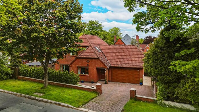 4 Bedroom Detached House For Sale In Hollins Lane, Baxenden, Accrington, BB5