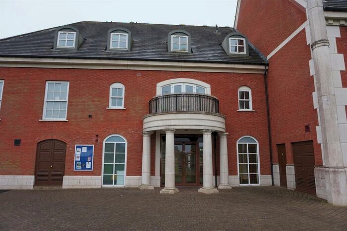 2 Bedroom Apartment To Rent In Hensborough, Shirley, Solihull, B90