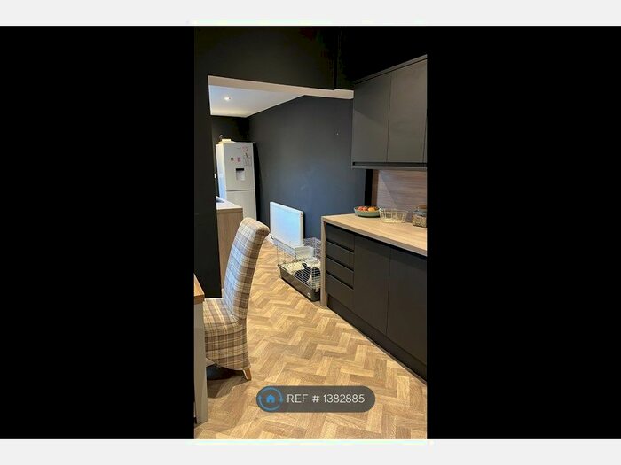 4 Bedroom Terraced House To Rent In Castle Road, Kidderminster, DY11