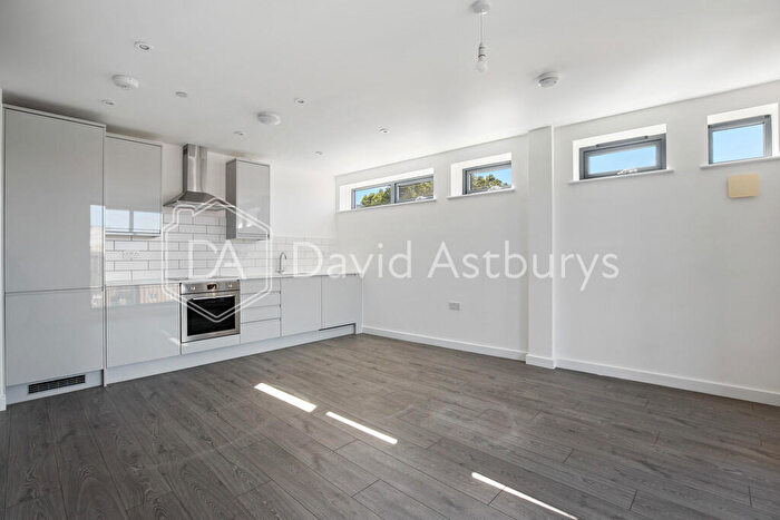 2 Bedroom Flat To Rent In Whiston Road, Haggerston, London, E2