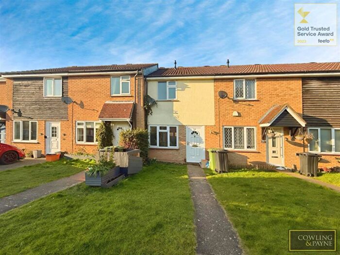 3 Bedroom Terraced House To Rent In Fraser Close, Laindon West, Basildon, SS15