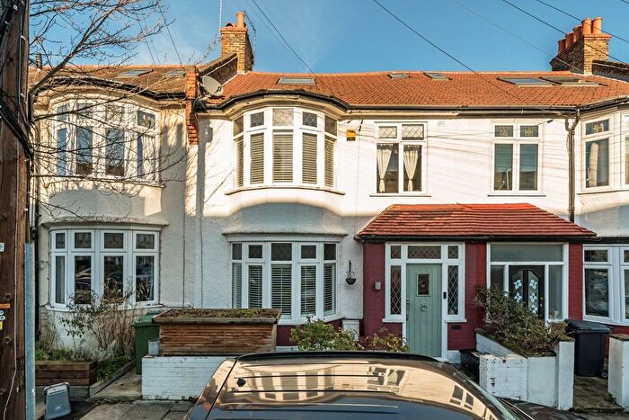 4 Bedroom Semi Detached House To Rent In Maclean Road, Forest Hill, SE23