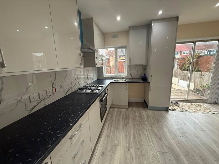 5 Bedroom Terraced House To Rent In St. Peters Road, Southall, UB1