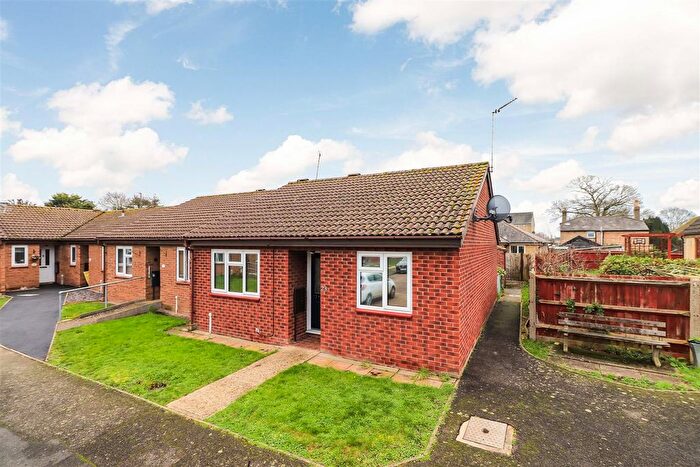2 Bedroom Bungalow For Sale In Denson Close, Waterbeach, Cambridge, CB25