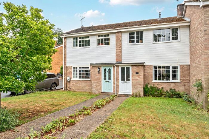 2 Bedroom Terraced House For Sale In Tadley, Berkshire, RG26