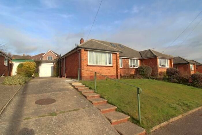 2 Bedroom Bungalow To Rent In Uplands, Hitchin, Herts., SG4
