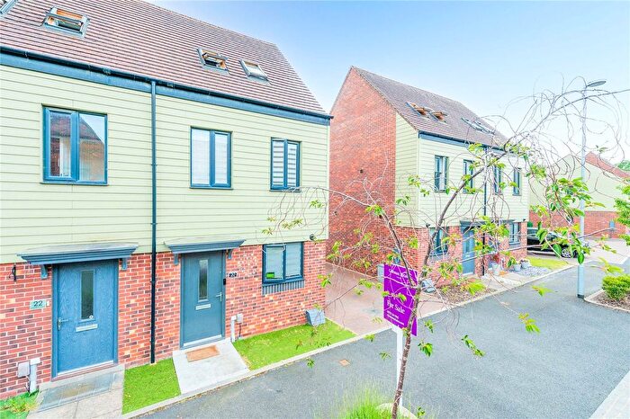 3 Bedroom Semi Detached House For Sale In Lloyd Close, Lawley, Telford, Shropshire, TF3