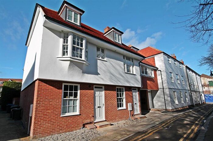 1 Bedroom Apartment For Sale In Church Lane, Canterbury, CT1