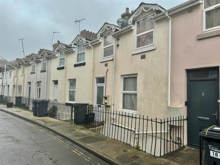 1 Bedroom Property To Rent In Queen Street, Torquay, Devon, TQ1