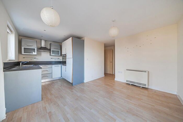 1 Bedroom Block Of Apartments For Sale In Winterthur Way, Basingstoke, RG21