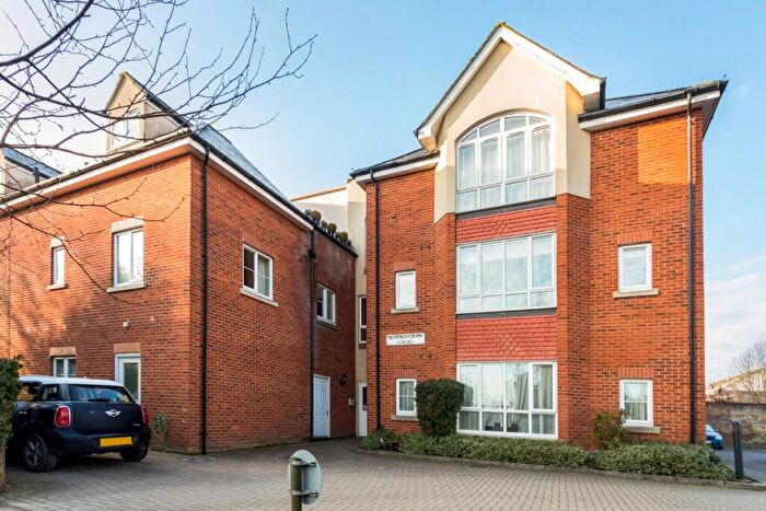 2 Bedroom Flat To Rent In Salisbury Road Marlborough, SN8
