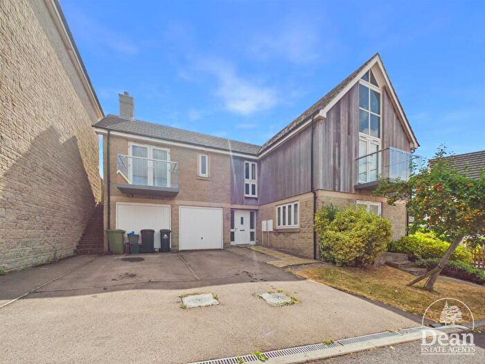4 Bedroom Detached House For Sale In Sneyd Wood Road, Cinderford, GL14