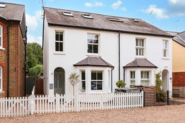 4 Bedroom Semi-Detached House For Sale In Portsmouth Road, Cobham, Surrey, KT11