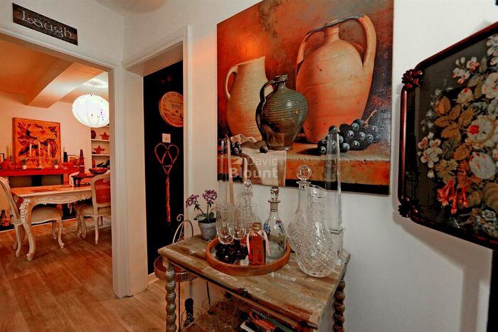 2 Bedroom Cottage For Sale In High Street, Mansfield Woodhouse, NG19