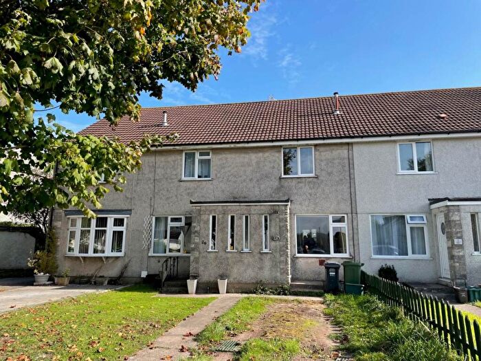 2 Bedroom House To Rent In Marlborough Drive, Worle, Weston-super-Mare, BS22