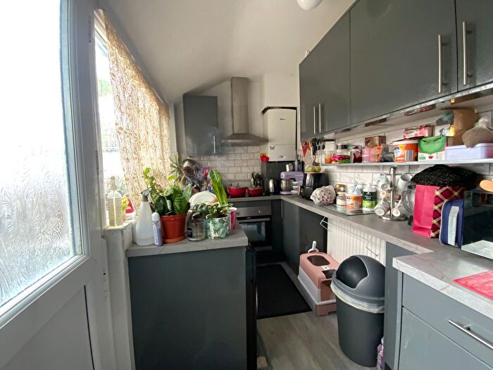 2 Bedroom Terraced House For Sale In Cross Street, Lincoln, LN5