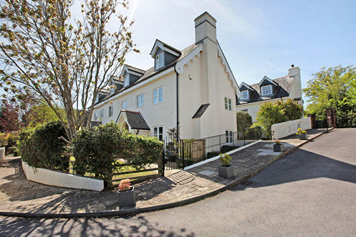 5 Bedroom Semi-Detached House For Sale In Radford Grange, Dawlish, EX7