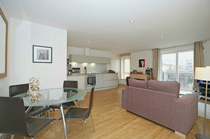 1 Bedroom Apartment To Rent In Queensgate House, Bow Central, Bow, E3