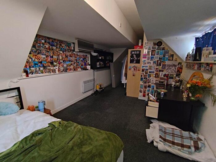 5 Bedroom House To Rent In City Road, Roath, Cardiff, CF24