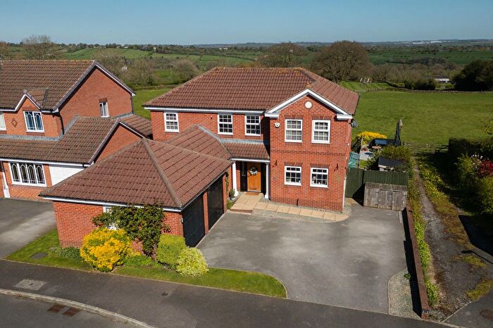 4 Bedroom Detached House For Sale In Hillcrest Avenue, Wessington, DE55