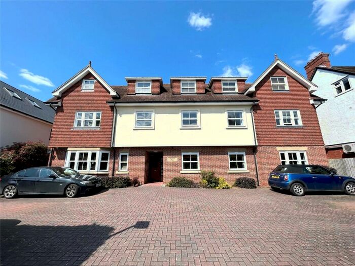 2 Bedroom Apartment To Rent In Denton Place, Denton Road, Wokingham, Berkshire, RG40