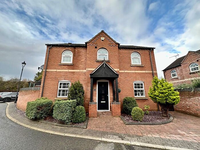 4 Bedroom Detached House For Sale In Maltings Court, Kirk Sandall, Doncaster, DN3