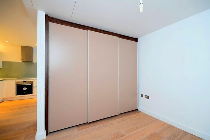 Studio To Rent In Avant-Garde Place, Shoreditch, London, E1