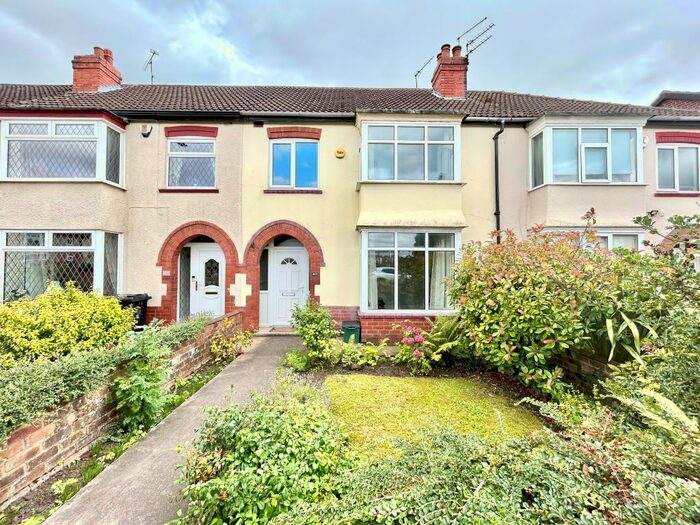 3 Bedroom Semi-Detached House To Rent In Hampton Road, Town Moor, Doncaster, DN2