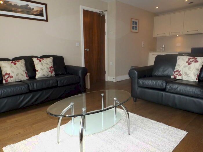 2 Bedroom Apartment To Rent In Capella House, Celestia, Cardiff, CF10