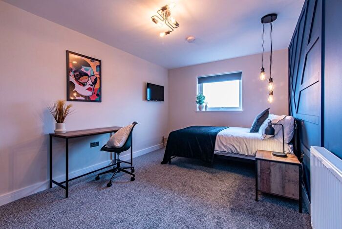 1 Bedroom Flat To Rent In Room Birley Street, Stapleford, NG9