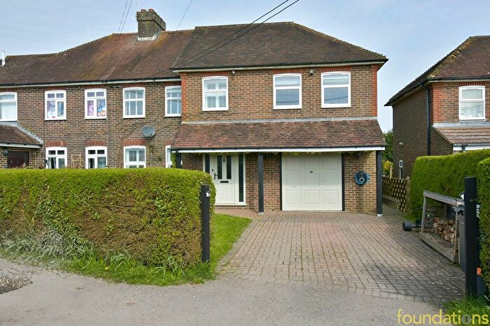 4 Bedroom Semi-Detached House For Sale In Barley Grattens, Netherfield, Battle, TN33