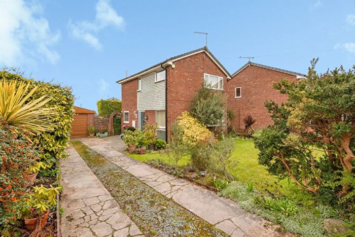 3 Bedroom Detached House For Sale In Malwood Way, Maltby, Rotherham, S66