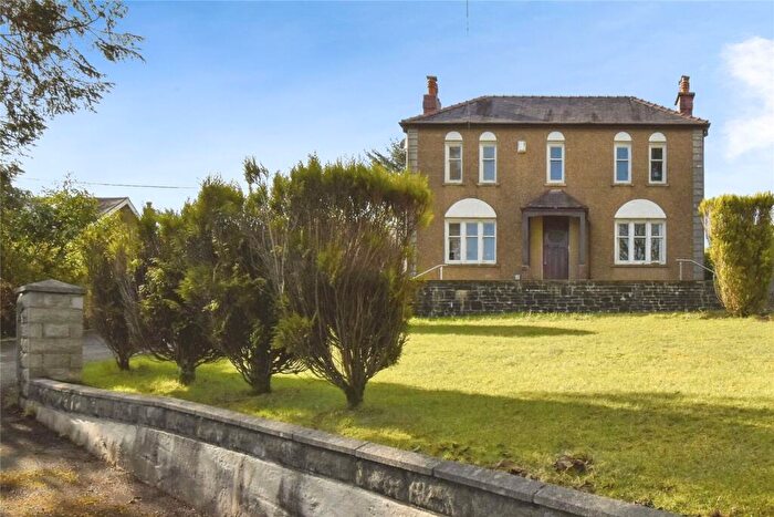 4 Bedroom Detached House For Sale In Heol Y Plas, Llannon, Llanelli, Carmarthenshire, SA14