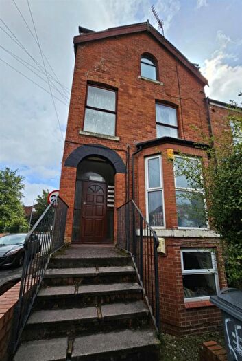 1 Bedroom Apartment To Rent In Egerton Road, Fallowfield, M14