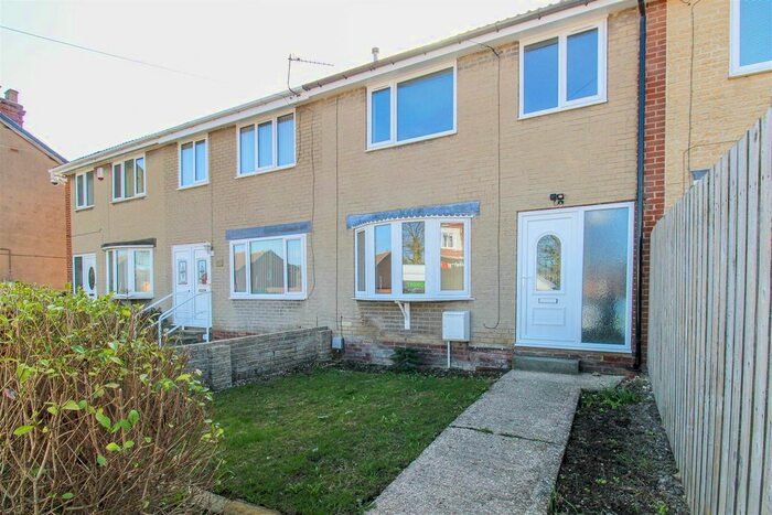 3 Bedroom Terraced House To Rent In Painthorpe Lane, Crigglestone, WF4