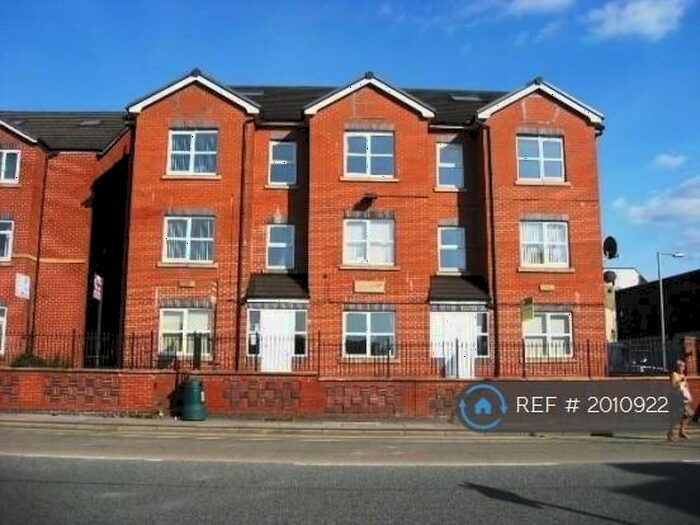 1 Bedroom Flat To Rent In Powell House, Bury, BL9