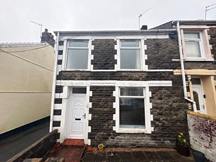 3 Bedroom Terraced House To Rent In James Street, Tredegar, NP22